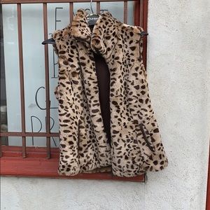 Faux leopard fur vest